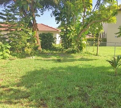 2nd image of 11371 NW 38th St #E