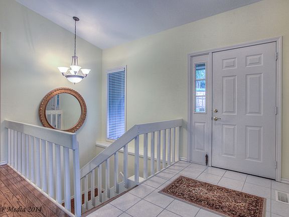 5th image of 57 Portsmouth Dr