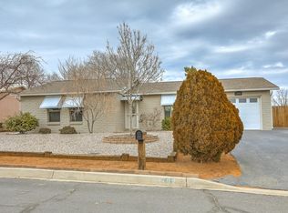 1709 Pegasus Ave SE, Rio Rancho, NM 87124
