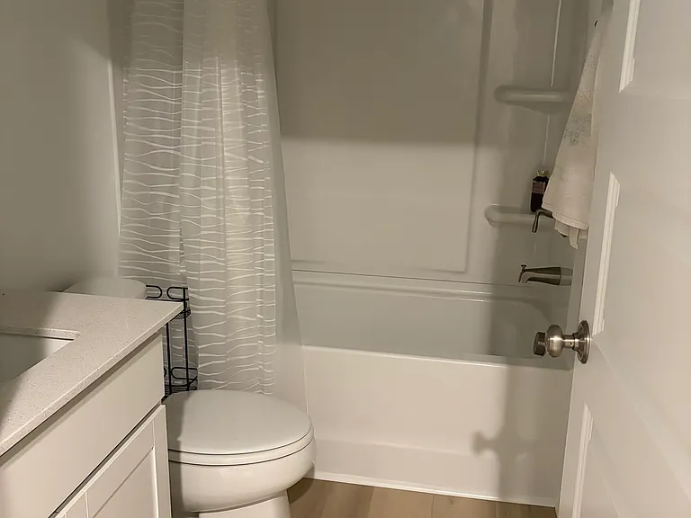 618 Market Grove Dr #100 — Photo 2