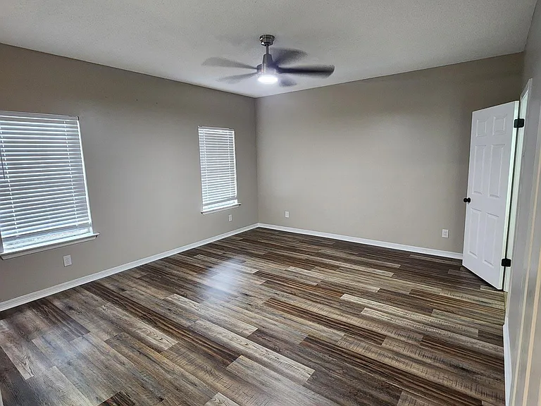 100 Dunbar Loop — Photo 3