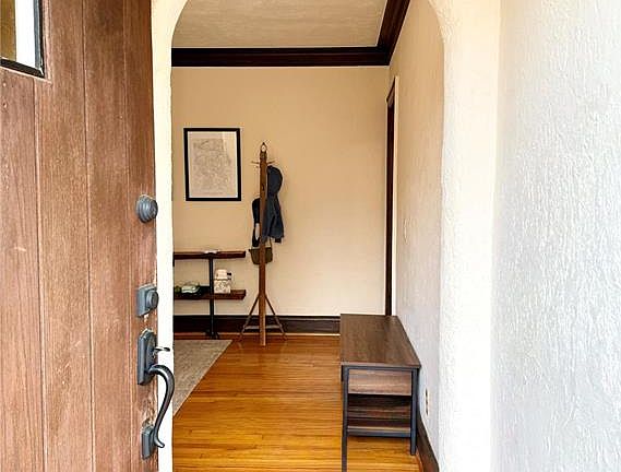 5th image of 7040 Stanford Ave