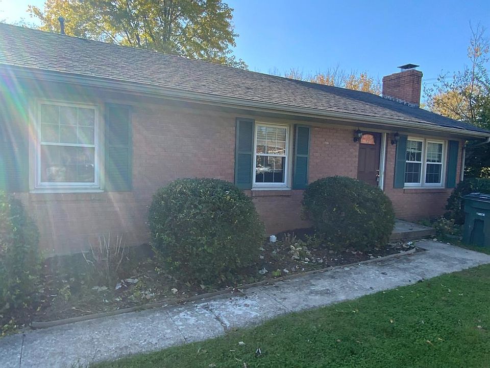 2nd image of 634 Bishop Dr