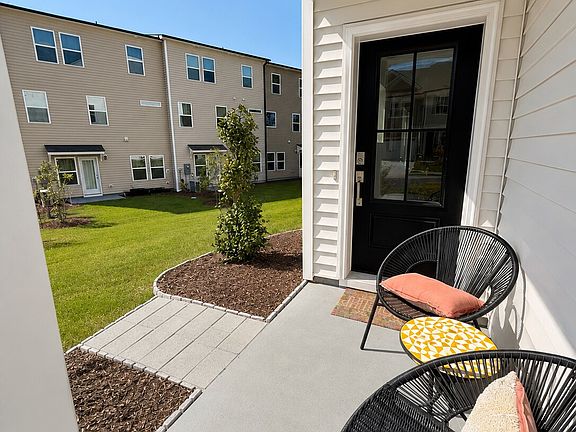 2nd image of 7111 Hubner Pl