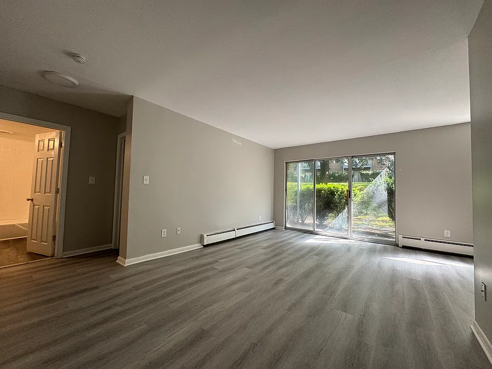 259A Oakville Ave #B-49