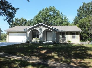 1119 Shadowoak Dr, Ballwin, MO 63021
