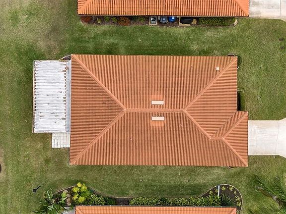 4th image of 3215 Mercer Rd