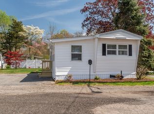 14 Lisa Dr, Taunton, MA 02780