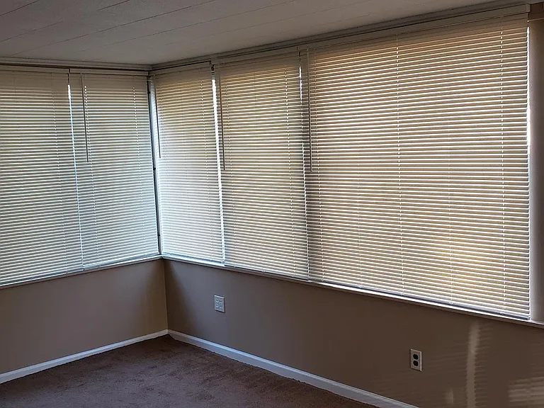3 Season Room