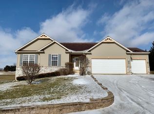 20808 Highview Rd, Marengo, IL 60152