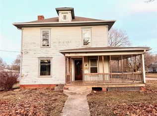 301 N 13th St, Tarkio, MO 64491