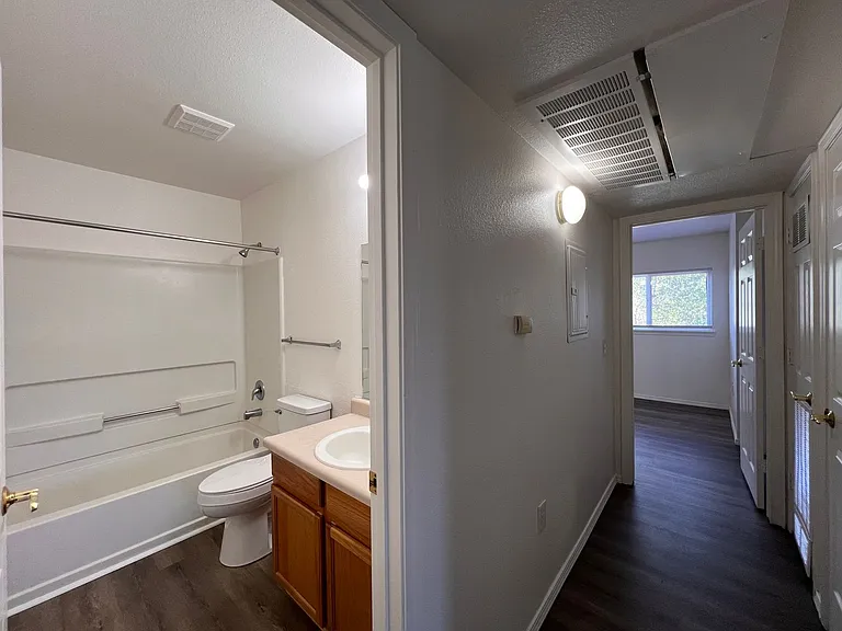 Bramwell - 430 Willow Way — Photo 17
