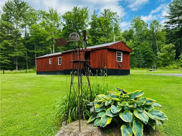 385 Lyon Rd, Bainbridge, NY 13733