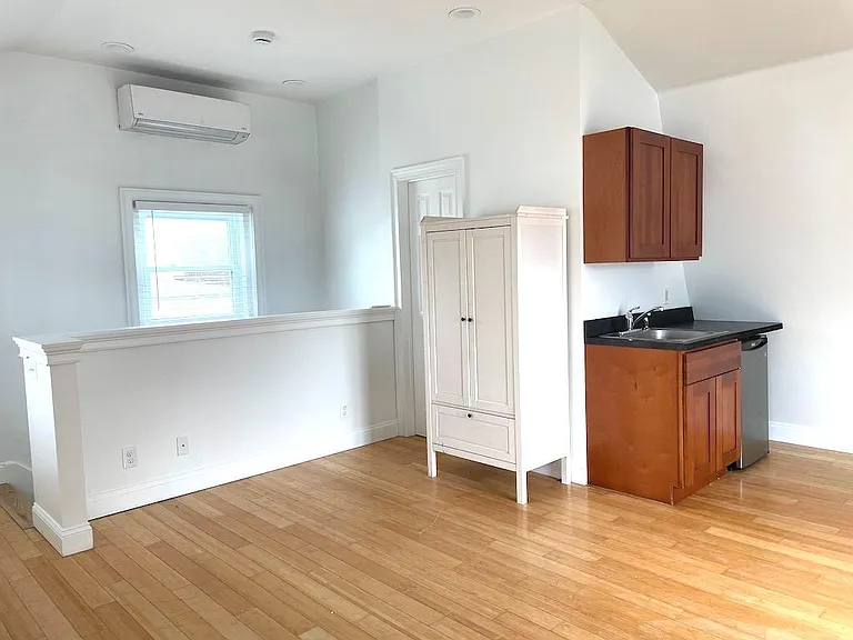 6 Webster St #G — Photo 8