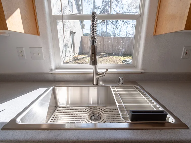 1215 Hidden Creek Pl #B — Photo 6