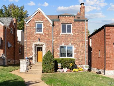 6611 Pernod Ave, Saint Louis, MO, 63139