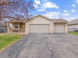 11567 Cottonwood St NW, Coon Rapids, MN 55448