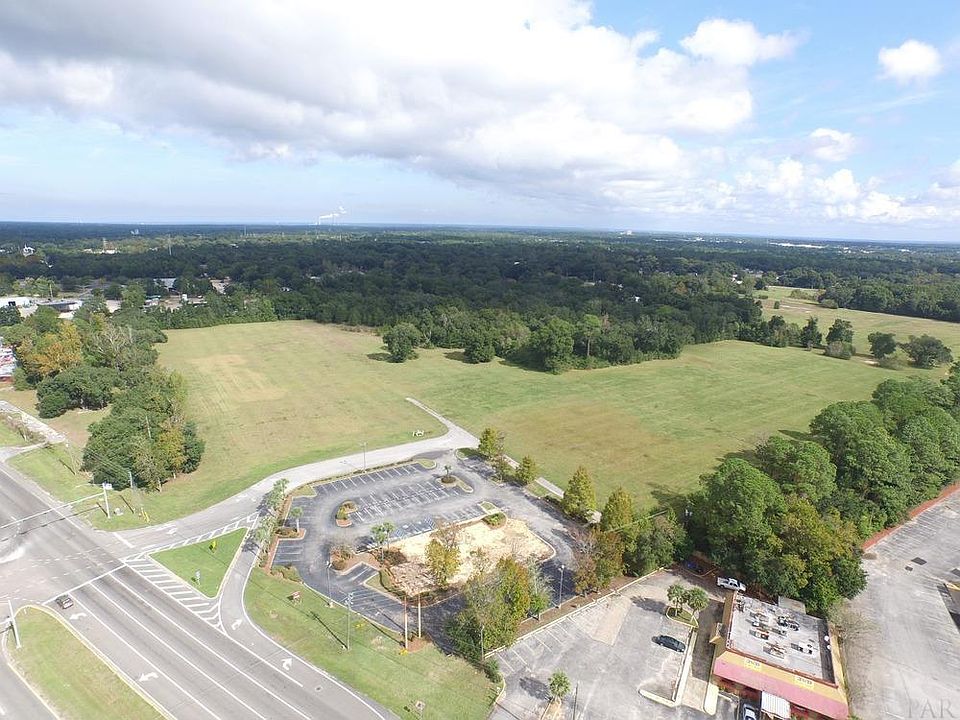 2nd image of 6640 Pensacola Blvd