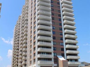 100 S Berkley #15L, Atlantic City, NJ 08401