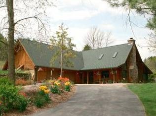 687 Decorah Rd, West Bend, WI 53095