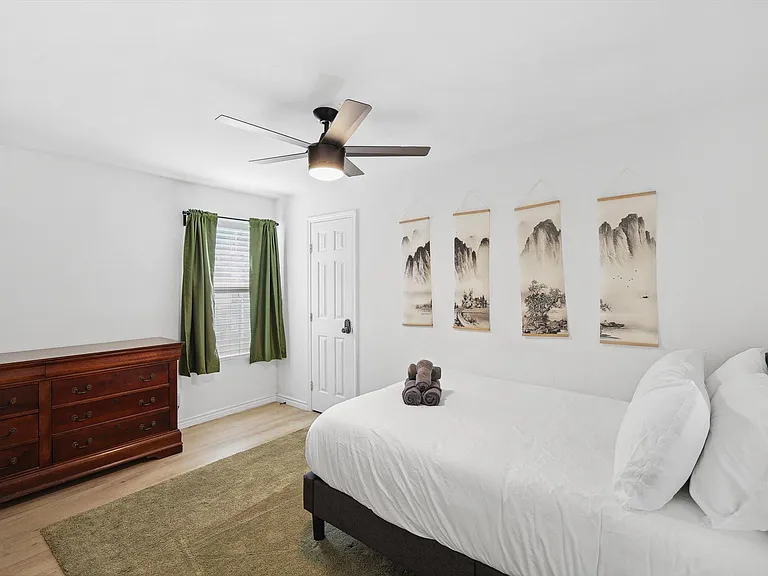 1909 California Dr — Photo 21