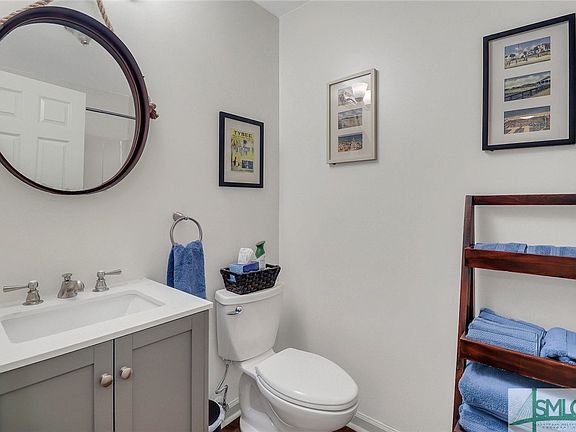 3rd image of 206 W Duffy St #B