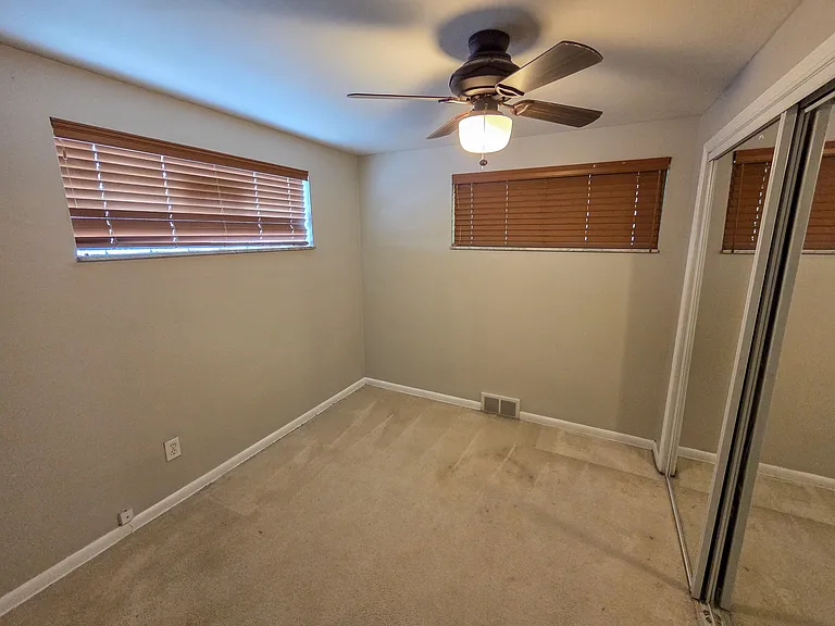 151 Mahoning Dr — Photo 18