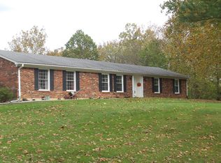 1709 Graves Rd, Stamping Ground, KY 40379