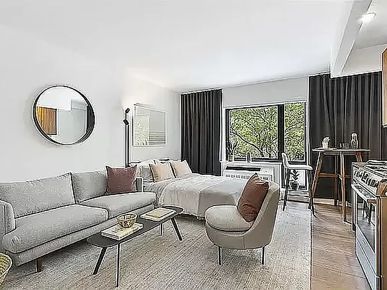325 Lafayette Ave #6U — Photo 2