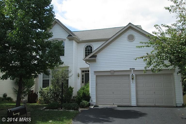 1st image of 21785 Regents Park Cir
