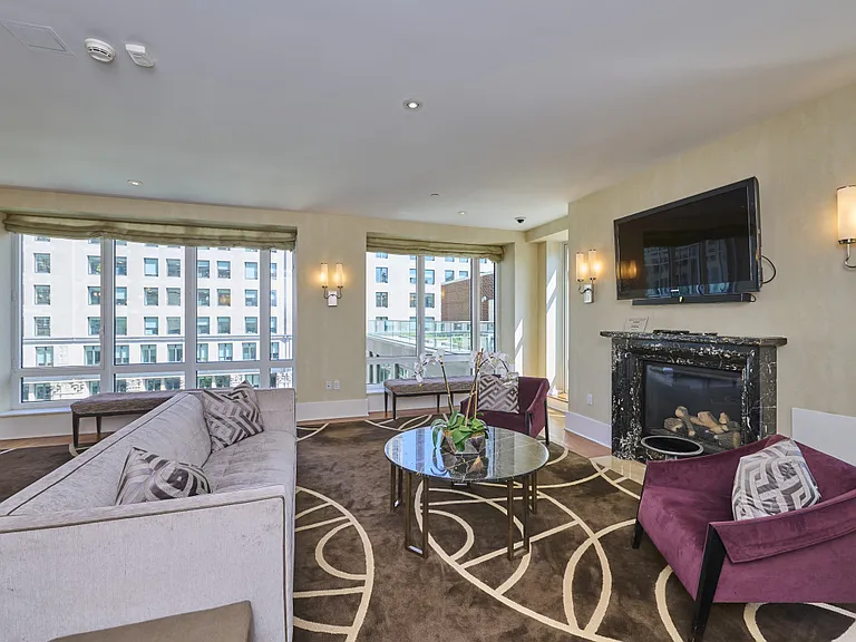 400 Stuart St #16K — Photo 33