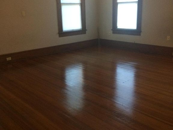 Upstairs bedroom 2