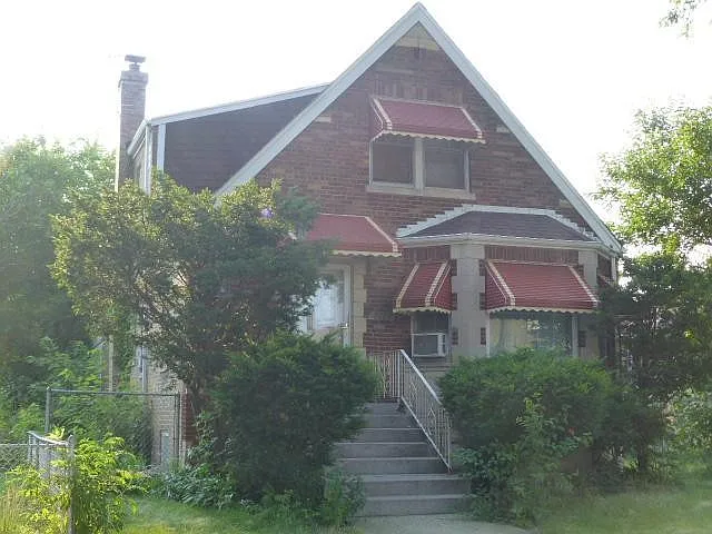 7229 S Mozart St photo 1