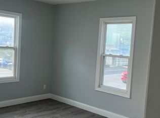 339 N Front St #1, New Bedford, MA 02746