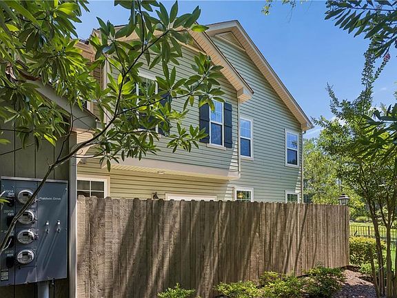 5th image of 2806 Baldwin Dr