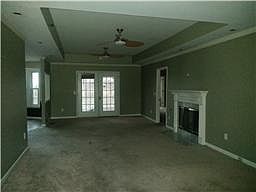 2nd image of 198 Rebecca Dr