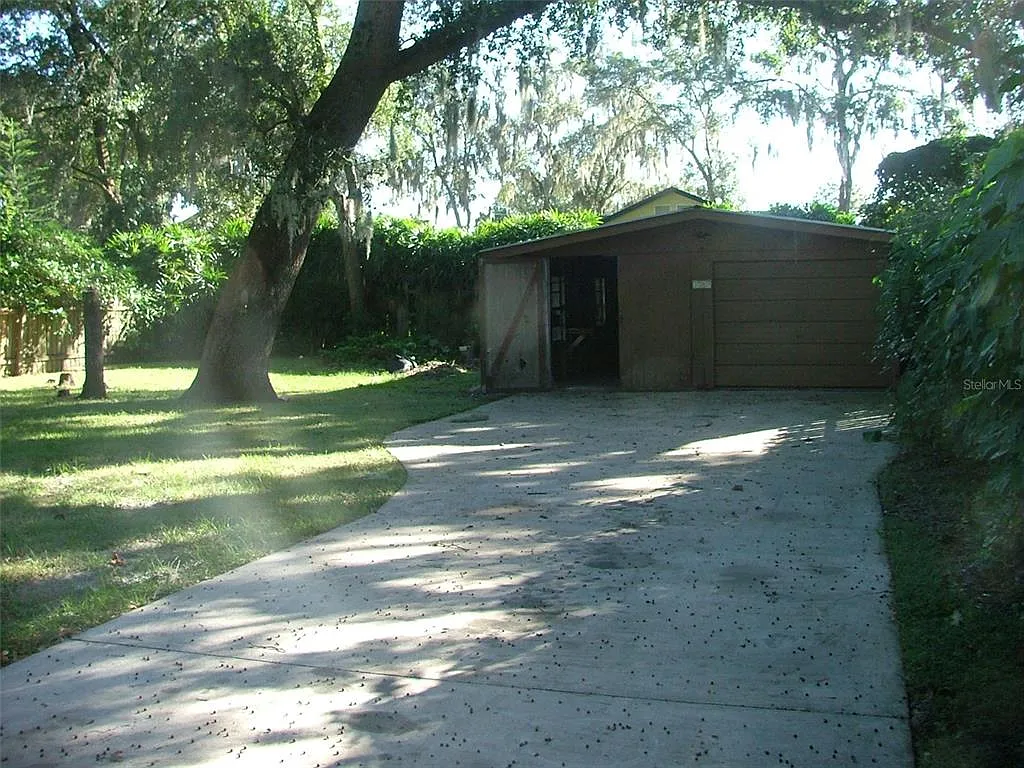 2 bed, 1.0 bath, 914 sqft, $1,550 — Photo 4