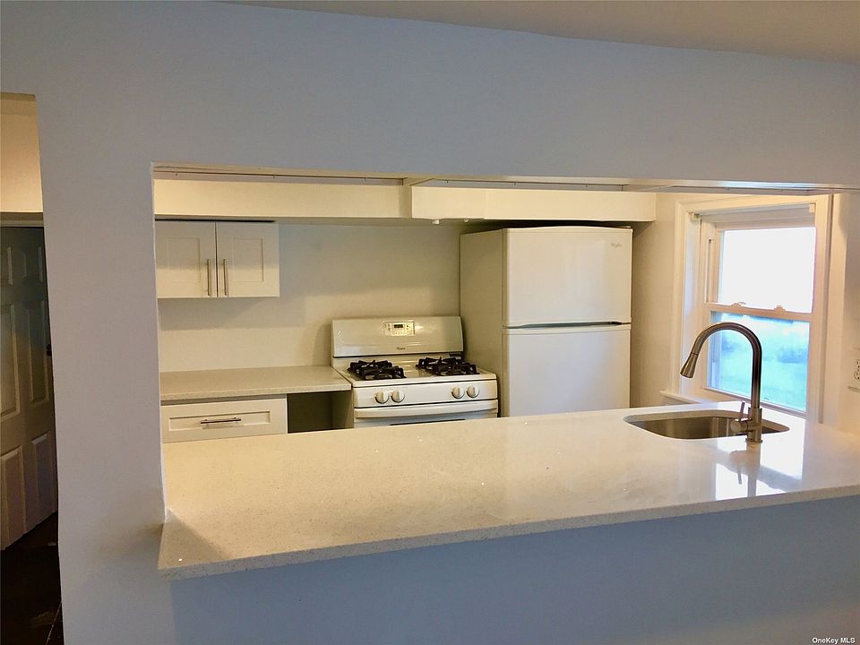 111 Mitchell Ave Long Beach NY Zillow