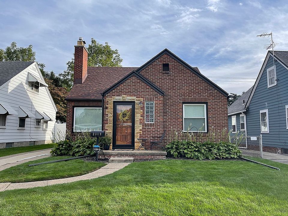 2nd image of 2319 W Sylvania Ave