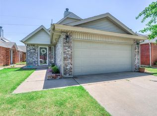 1706 SW 26th St, Moore, OK 73170