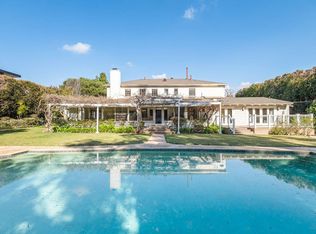 201 Homewood Rd, Los Angeles, CA 90049