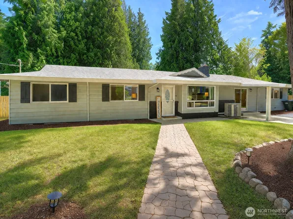 12015 59th Avenue E, Puyallup, WA 98373