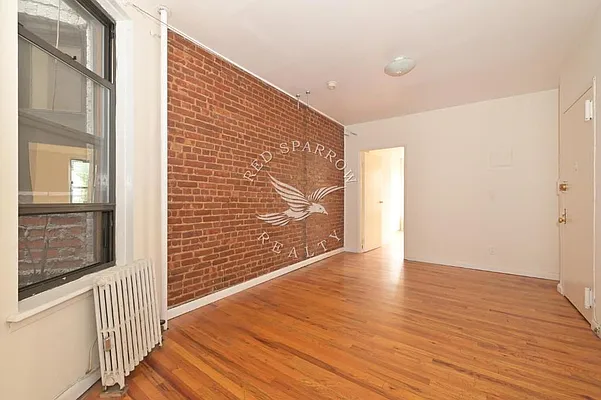 Rented by Red Sparrow Realty Group | media 16