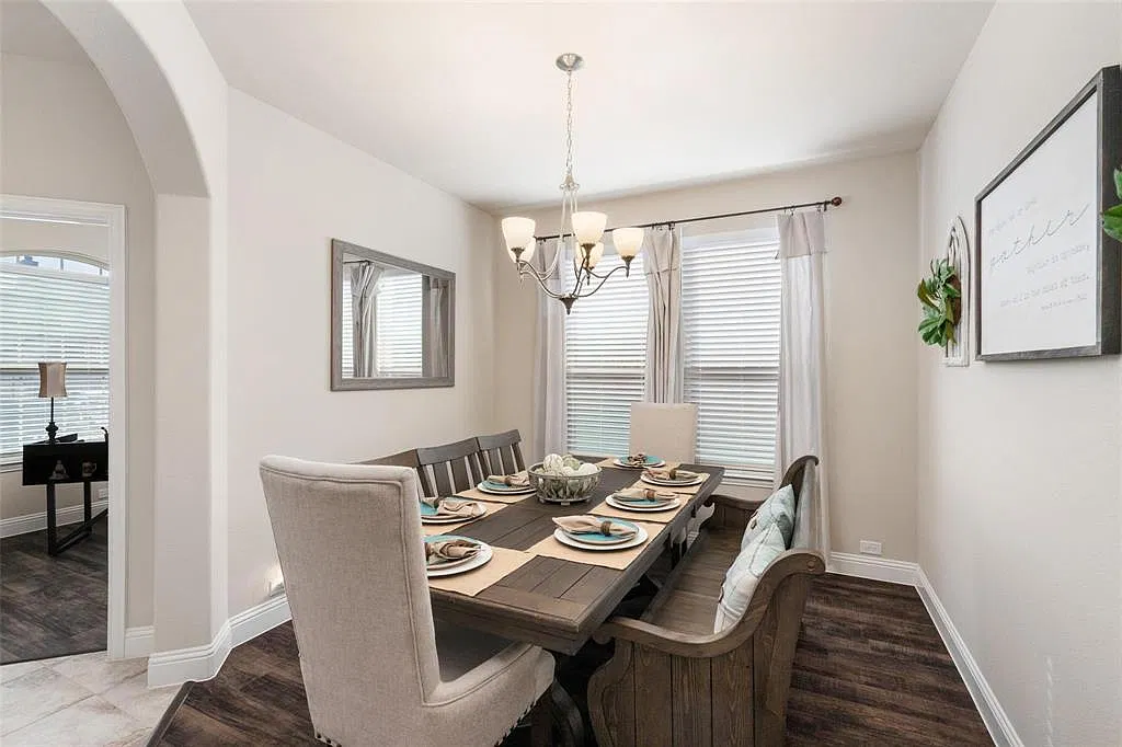 4 bed, 3.5 bath, 3030 sqft, $3,250 — Photo 2