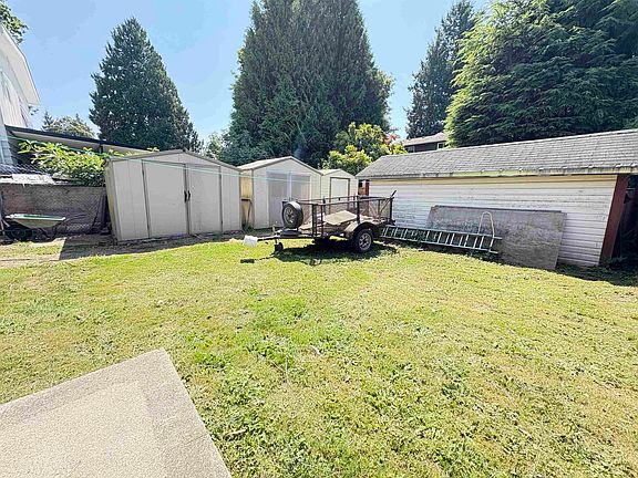 3rd image of 1784 Coquitlam Ave