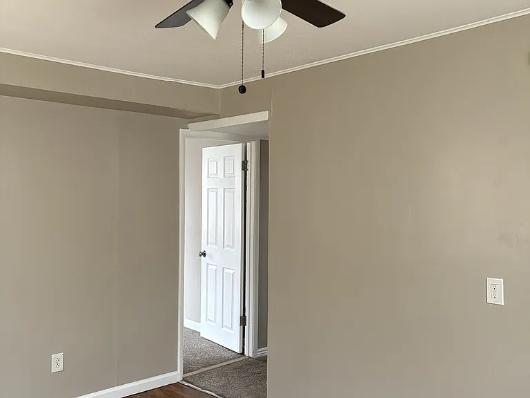 5800 Newport St #4-1 — Photo 14