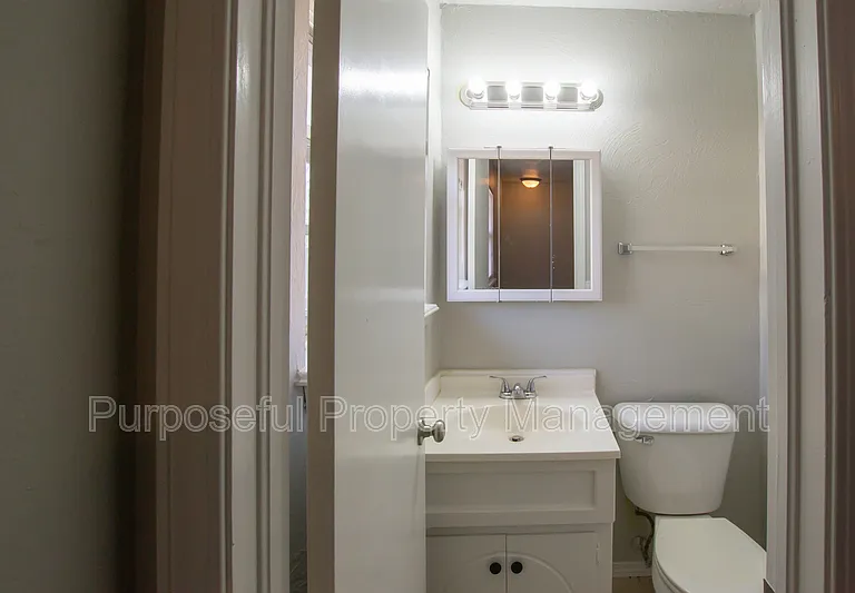 2624 N Markwell Ave — Photo 17