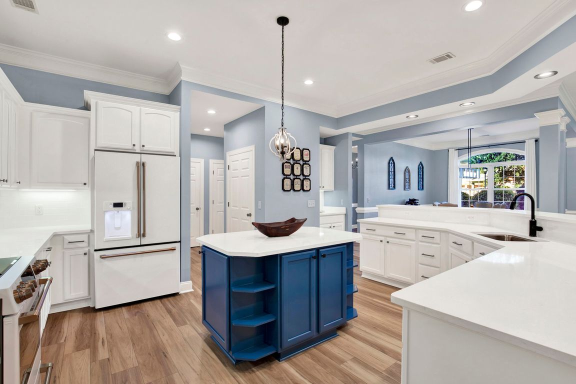 next background image