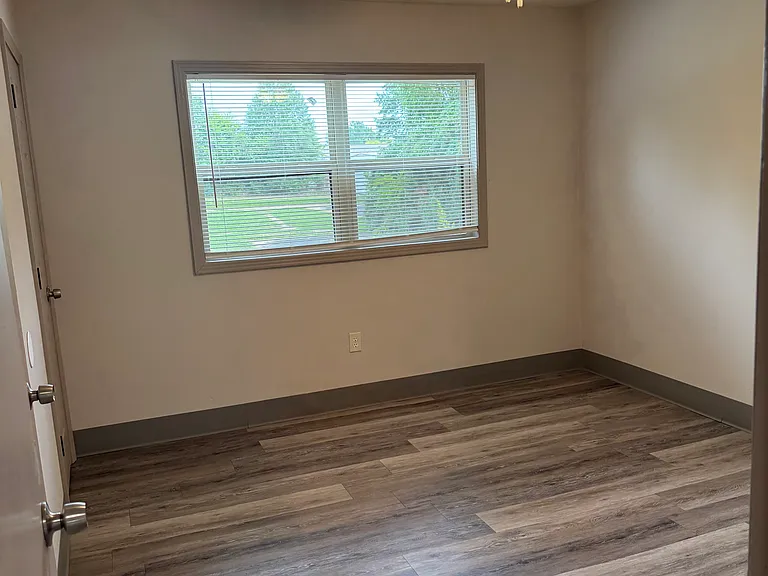 320 Magnolia St #22C — Photo 8