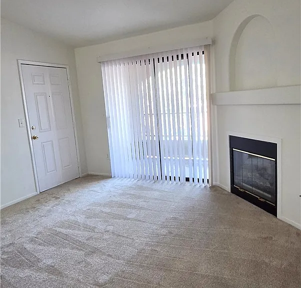 950 Seven Hills Dr #523 — Photo 9